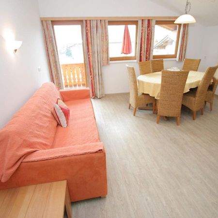 Spacious Holiday Flat Close To The Ski Area Uderns Eksteriør bilde