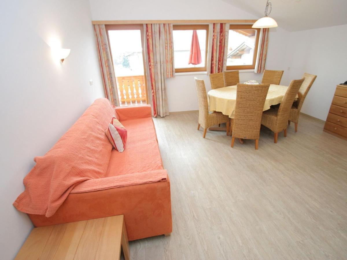 Spacious Holiday Flat Close To The Ski Area Uderns Eksteriør bilde